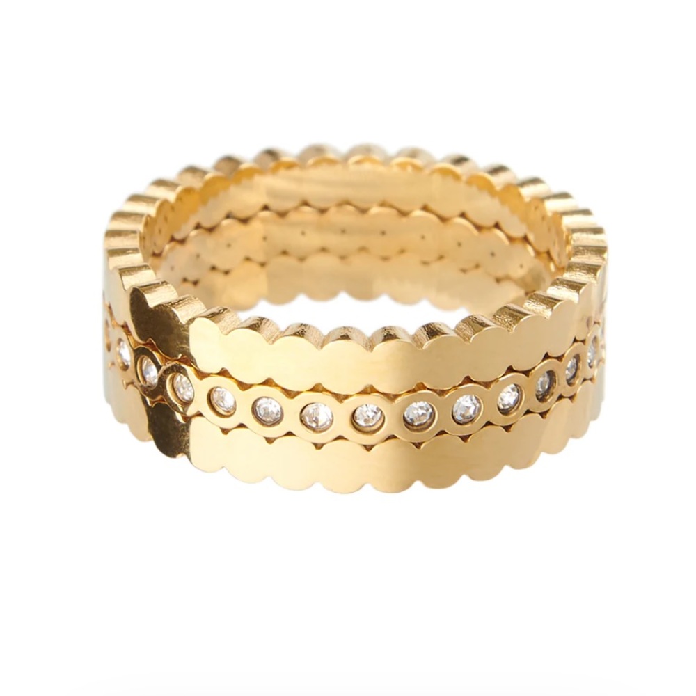 Waterproof gold plated ring set - Picture 2 of 5